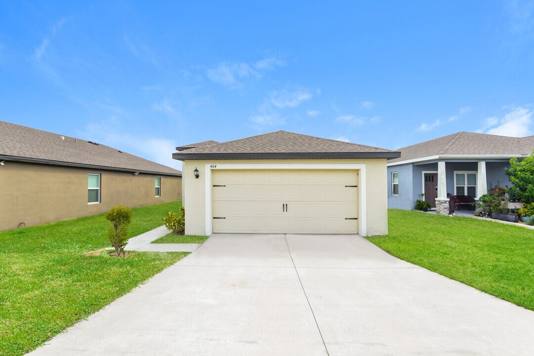 505 Kensington View Dr in Winter Haven, FL - Building Photo