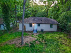 3054 Waters Rd SW in Atlanta, GA - Building Photo - Building Photo