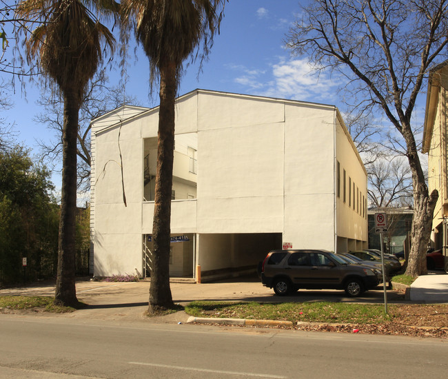 1910 Nueces St in Austin, TX - Building Photo - Building Photo