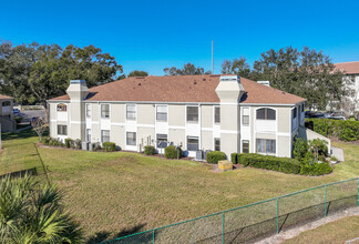 Centre Court Condominiums in Orlando, FL - Building Photo - Building Photo