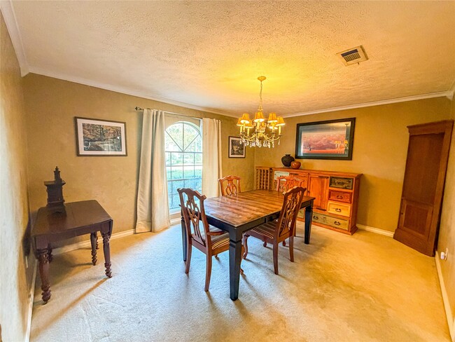 property at 4023 Oxhill Rd