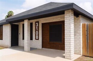 17 Highland Park Ave in Mission, TX - Building Photo