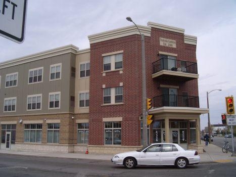 Teutonia Gardens in Milwaukee, WI - Building Photo