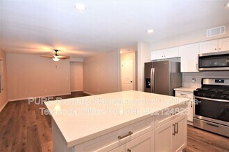 32195 Via Cesario in Temecula, CA - Building Photo - Building Photo