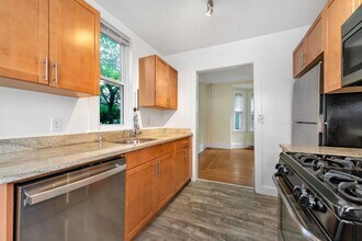 6 Murdock Terrace in Boston, MA - Building Photo - Building Photo