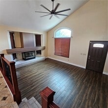 1894 Silver Cactus St in Las Vegas, NV - Building Photo - Building Photo