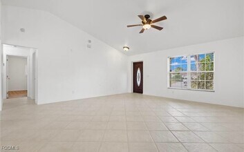 1134 SW 28th Terrace in Cape Coral, FL - Building Photo - Building Photo