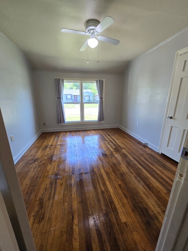 3021 Wenz Ave in Waco, TX - Building Photo - Building Photo