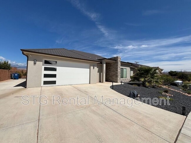 1792 W 150 S in Hurricane, UT - Building Photo - Building Photo