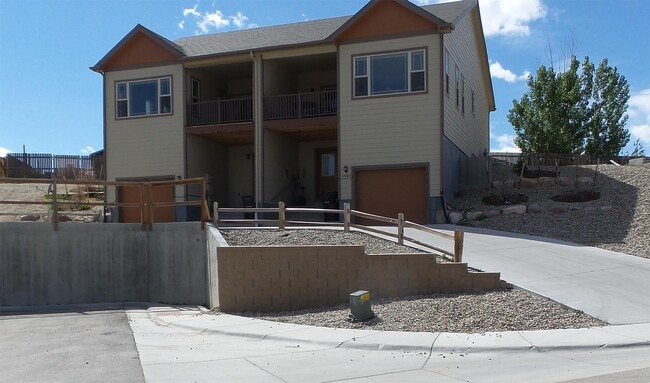 property at 1944 S Conwell St