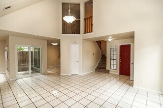 6801 Honey Creek Ln in Plano, TX - Building Photo - Building Photo