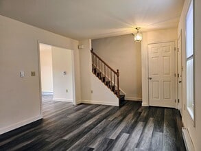 396 Cardinal Rd in Lititz, PA - Building Photo - Building Photo