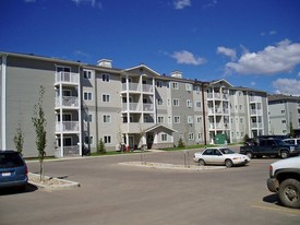 Emerald Manor Apartments