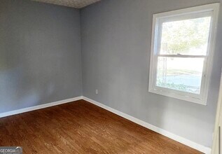 1802 Lee St in Decatur, GA - Building Photo - Building Photo