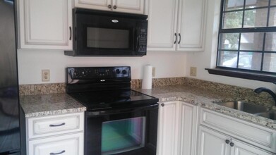 2008 Woodfern Path in Fort Walton Beach, FL - Building Photo - Building Photo