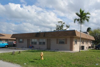 35th Street Apartments in Pompano Beach, FL - Building Photo - Building Photo