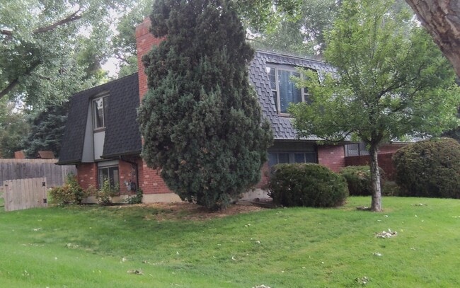 property at 10660 W 79th Pl