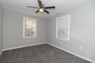 2708 Olive St in Kansas City, MO - Building Photo - Building Photo