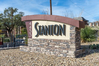 Stanton 4433 Condominiums in El Paso, TX - Building Photo - Building Photo