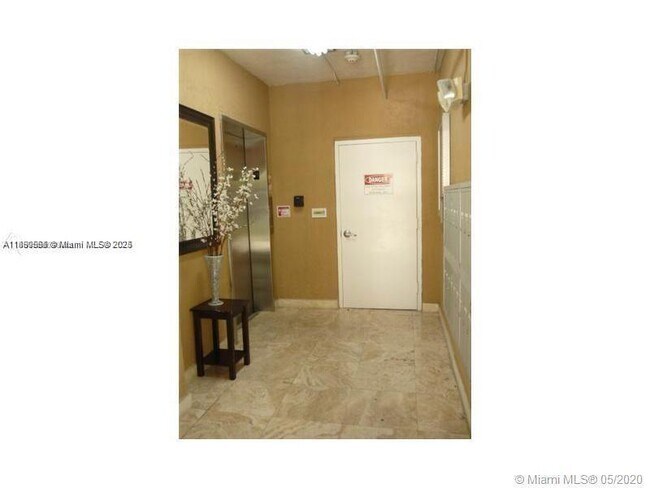134 SW 7th Ave in Miami, FL - Building Photo - Building Photo