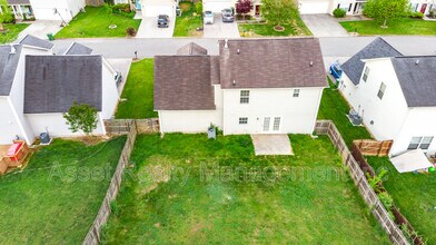 2123 Cartmill Dr in Powell, TN - Building Photo - Building Photo