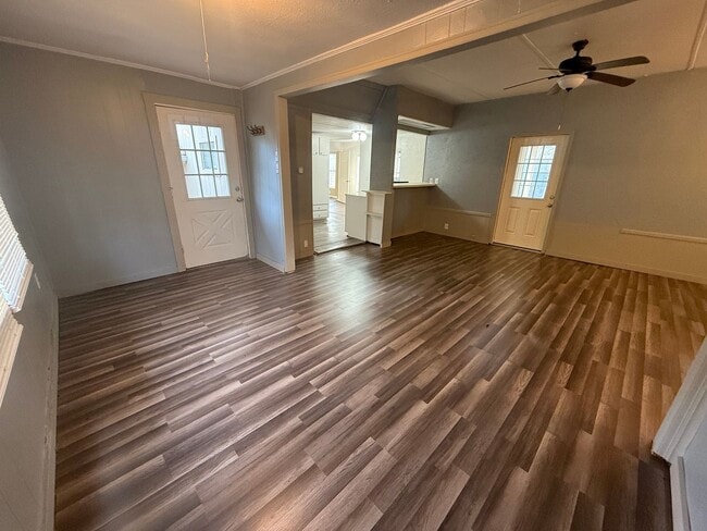 16584 Lakeway Cir in Flint, TX - Building Photo - Building Photo