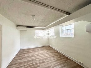 3612 Ingersoll Ave in Des Moines, IA - Building Photo - Building Photo