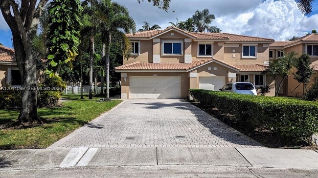 1181 SW 158th Ave in Pembroke Pines, FL - Building Photo - Building Photo