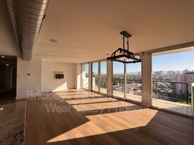 2323 N Central Ave in Phoenix, AZ - Building Photo