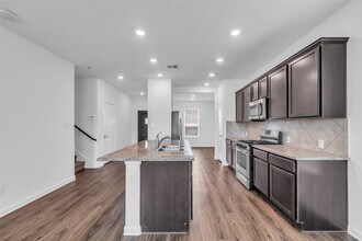 2534 Blazing Star Dr in Pattison, TX - Building Photo - Building Photo