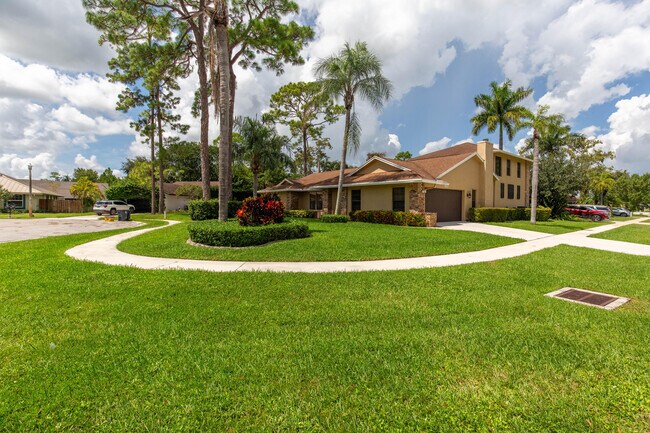 1123 Northumberland Ct in Wellington, FL - Building Photo - Building Photo