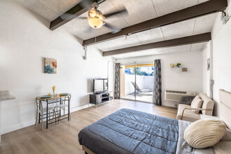 La Provence Studios in Lake Wales, FL - Building Photo - Interior Photo