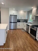 127 Hulick St in Long Branch, NJ - Building Photo