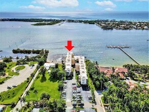 1820 New Palm Way, Unit 201 in Boynton Beach, FL - Foto de edificio - Building Photo