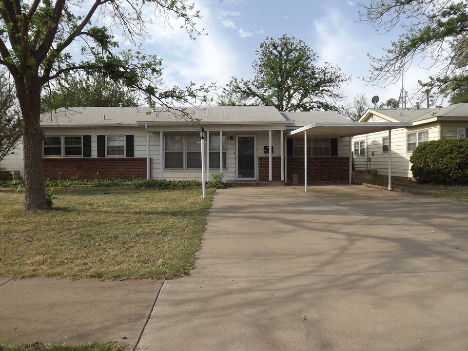 4311 29th St in Lubbock, TX - Building Photo