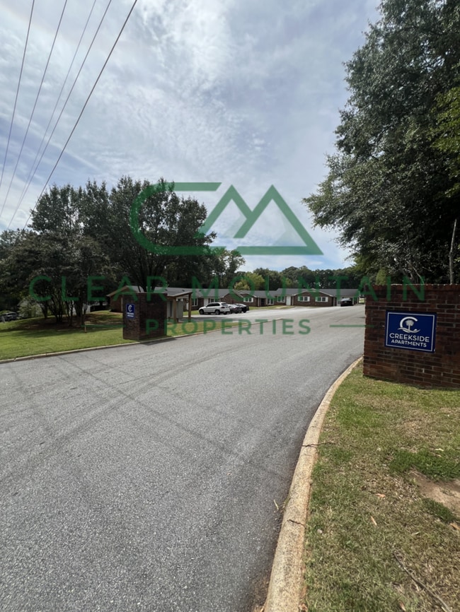 property at 300 Brook Glenn Rd