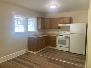 912 Lexington Ave in Greensboro, NC - Building Photo - Building Photo