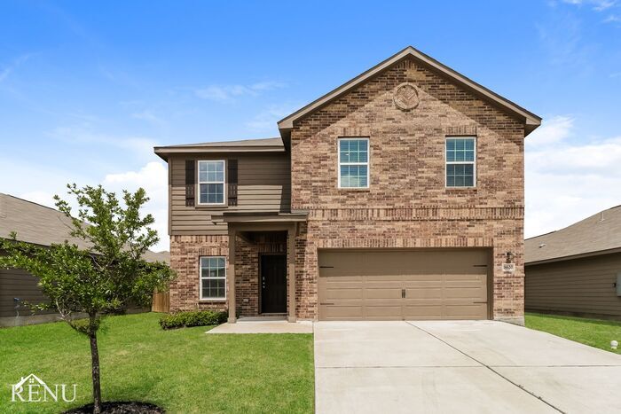18620 Allen Welch Dr in Elgin, TX - Building Photo