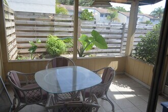 973 Whitman Dr in Sarasota, FL - Building Photo - Building Photo