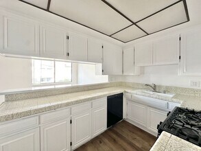 12120 Texas Ave in Los Angeles, CA - Building Photo - Building Photo