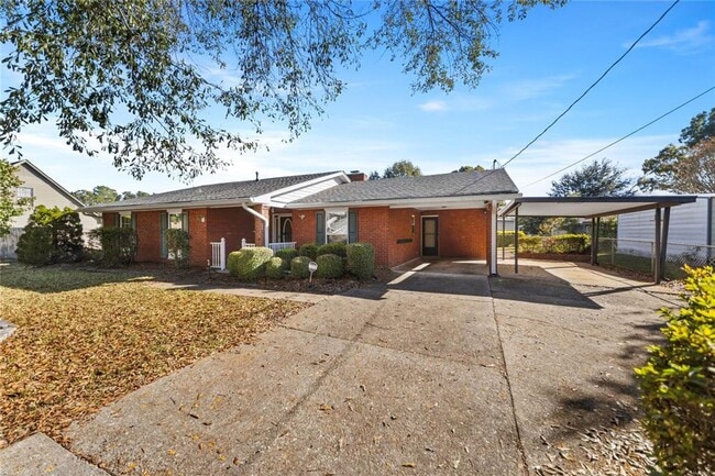 property at 718 Dunbarton Rd