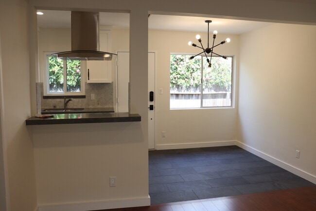 3617 Wesley St in Culver City, CA - Foto de edificio - Building Photo