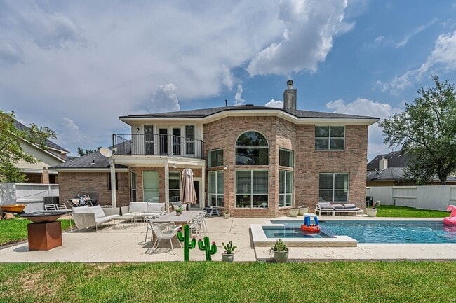property at 12155 Cielio Bay Ln