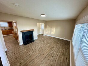1516 Crescent Rd SW in Canton, OH - Building Photo - Building Photo