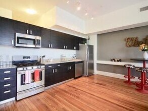 463 N High St in Columbus, OH - Building Photo - Building Photo