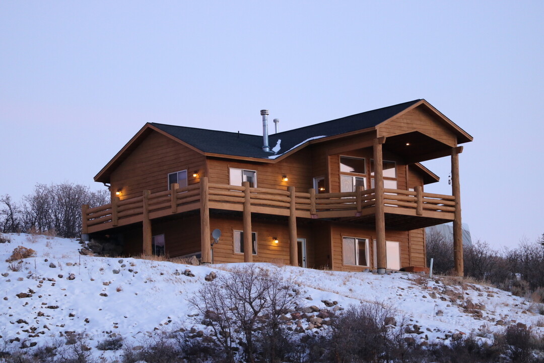 1552 W View Dr in Heber City, UT - Foto de edificio