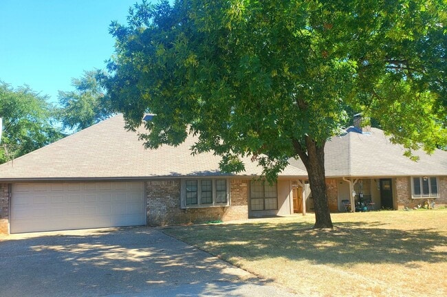 property at 707 kelli
