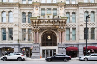 225 E Michigan St in Milwaukee, WI - Building Photo - Building Photo