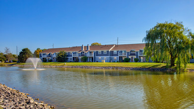 The Lodge at Trails Edge in Indianapolis, IN - Foto de edificio - Building Photo