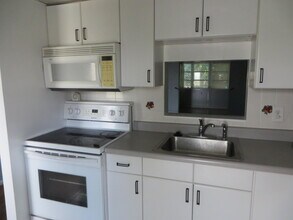 2214 NE 1st Way in Boynton Beach, FL - Building Photo - Building Photo